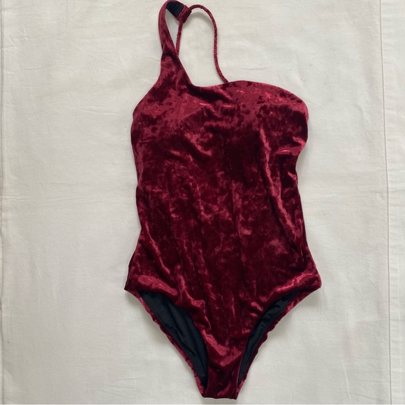 Red Carter Other - Red Carter One-Shoulder Velvet One Piece Swimsuit Small NWOT Burgundy